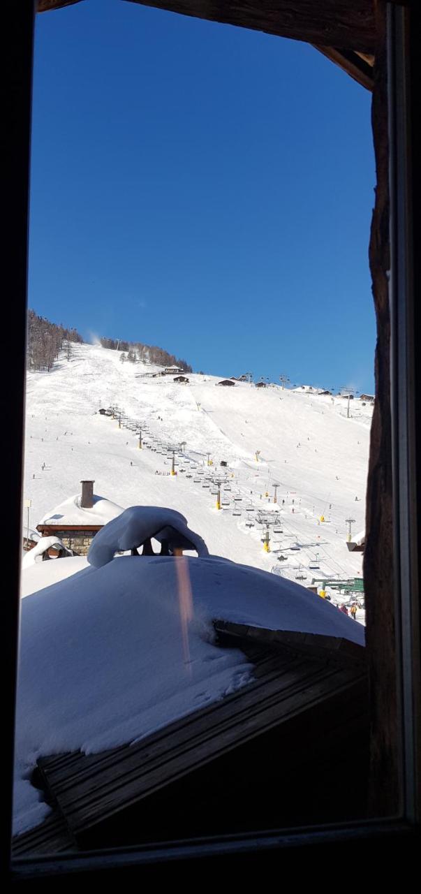La Grolla Rooms&Apartments Livigno Esterno foto