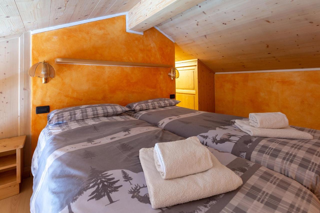 La Grolla Rooms&Apartments Livigno Esterno foto