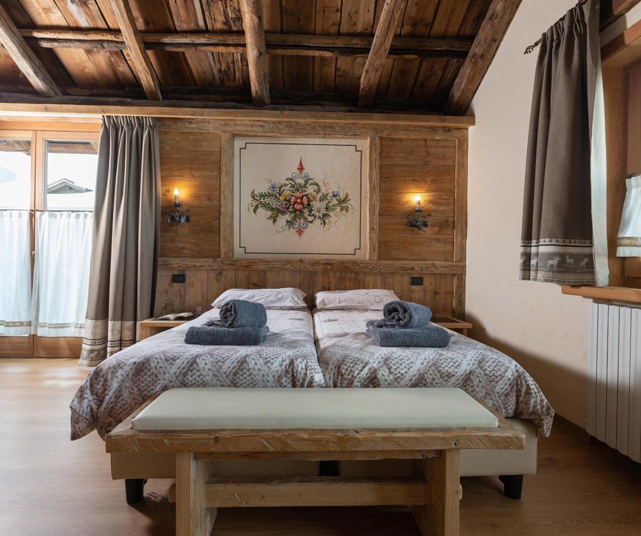La Grolla Rooms&Apartments Livigno Esterno foto